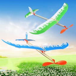 滑翔機在草地上空飛行（機翼顏色隨機，每套 1 架）