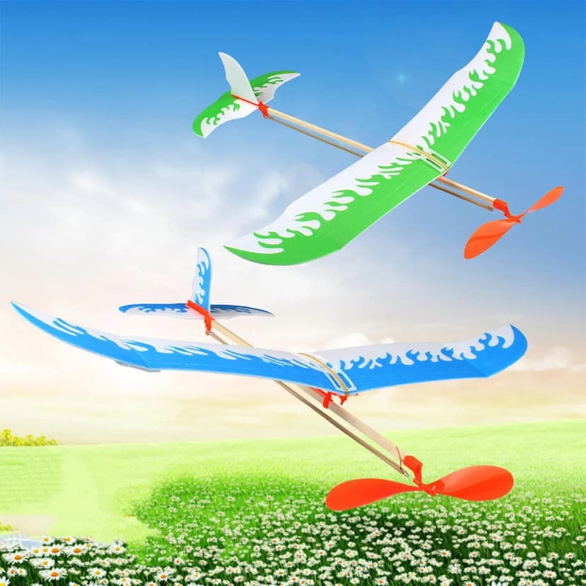滑翔機在草地上空飛行（機翼顏色隨機，每套 1 架）