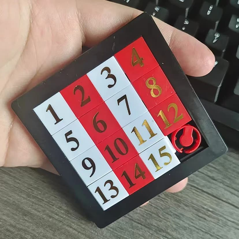 數字推盤細細件 一隻手拿得住